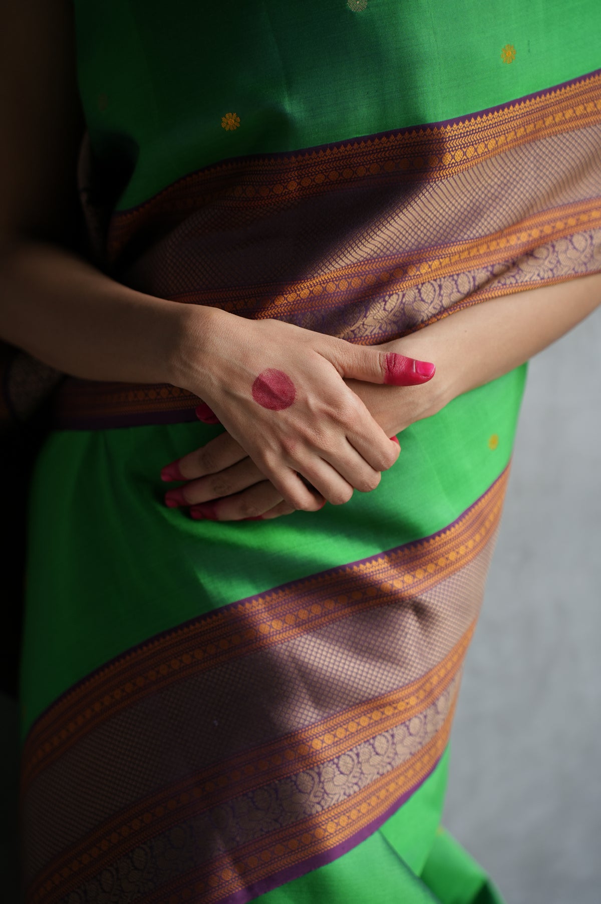 Vibrant Leaf Green Kanjivaram Silk Saree with Deep Plum Thread Work Border