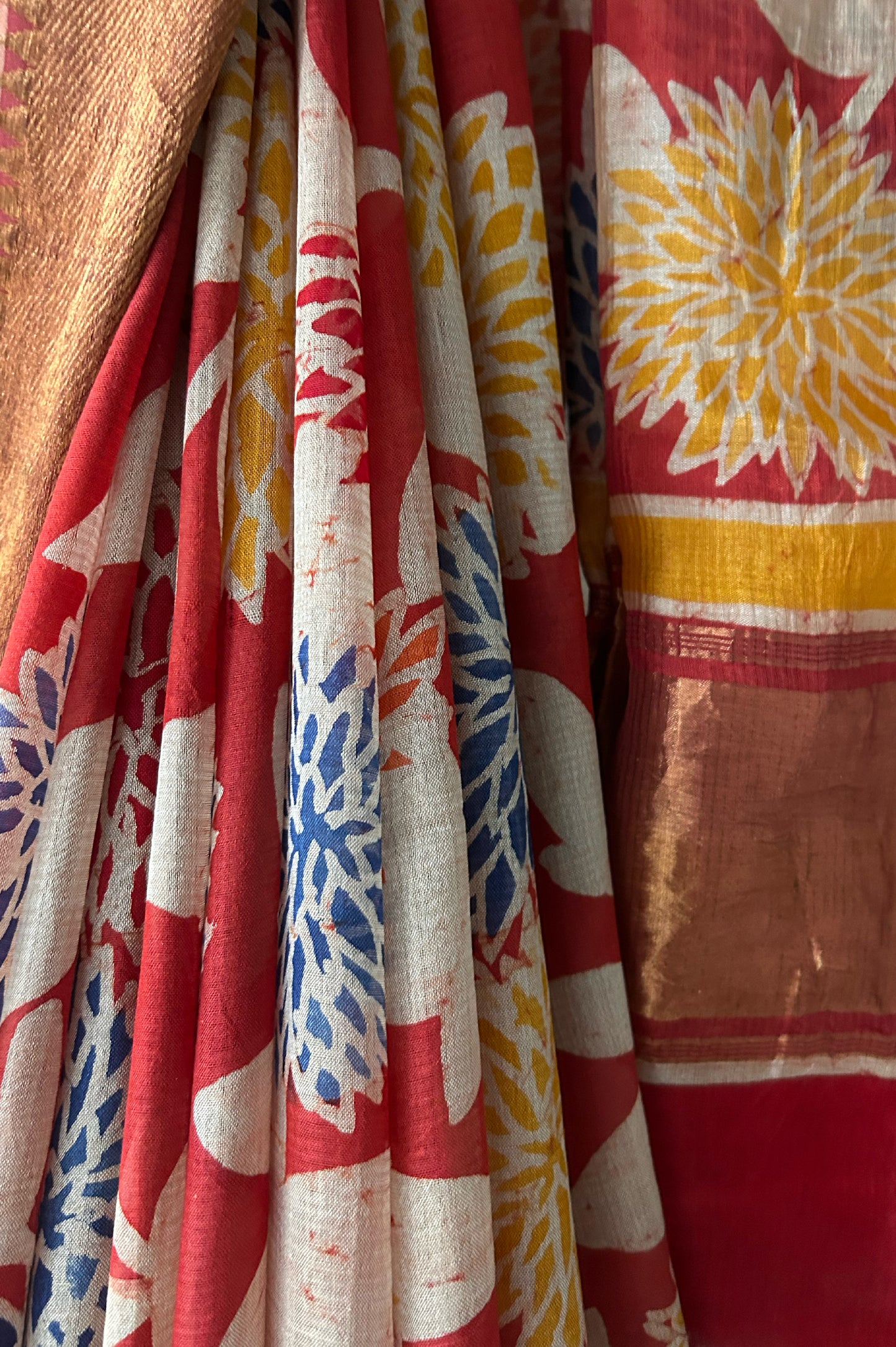Red Mangalagiri Silk Cotton Saree with Batik Art