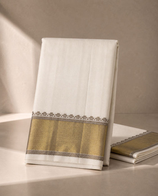 Off white Kanjivaram Silk Vesti with Golden Border