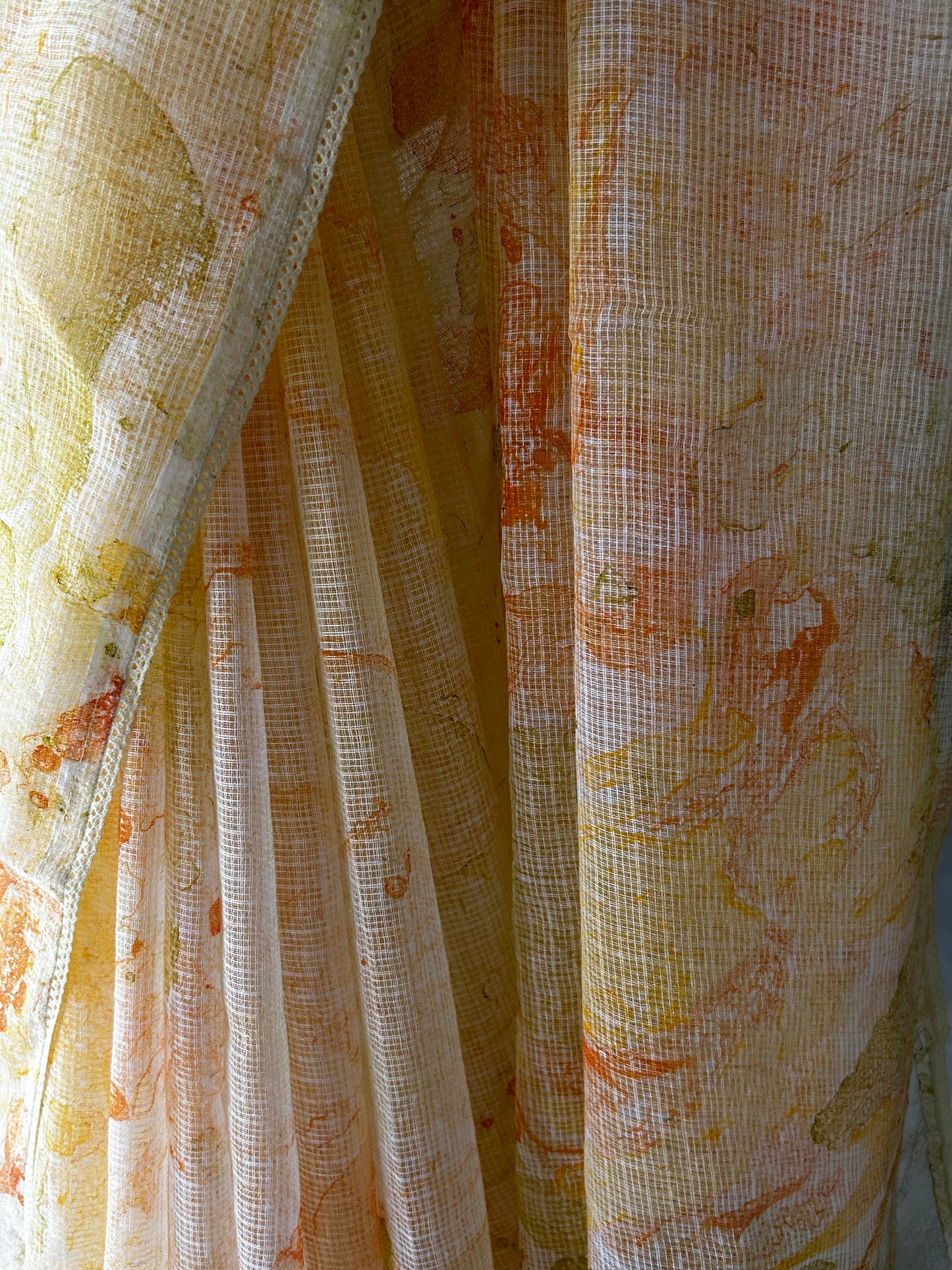 Yellow Marble-Painted Kota Cotton Saree with Delicate Lace Trim